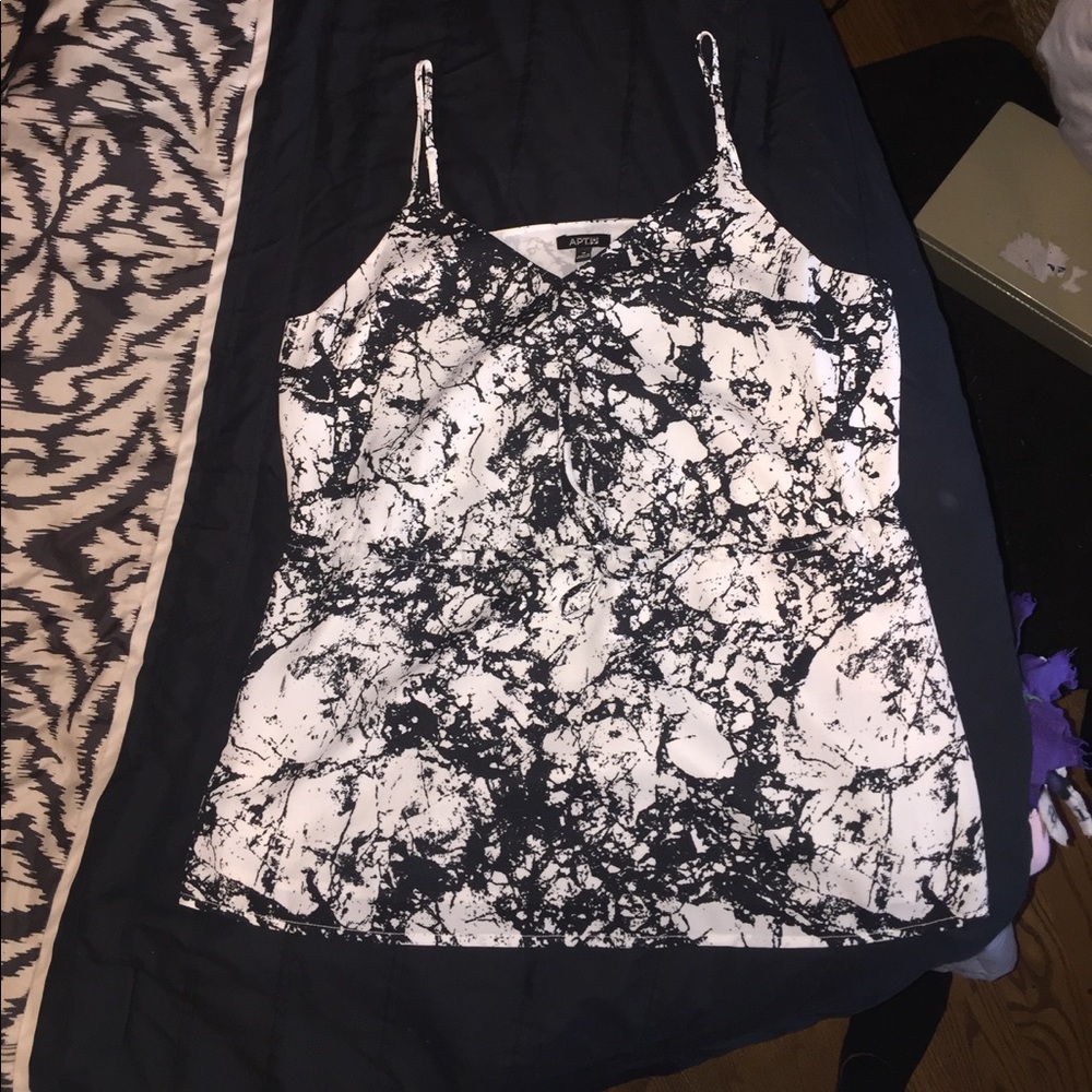 Black and White Splatter Top Apt 9 Size M NEW